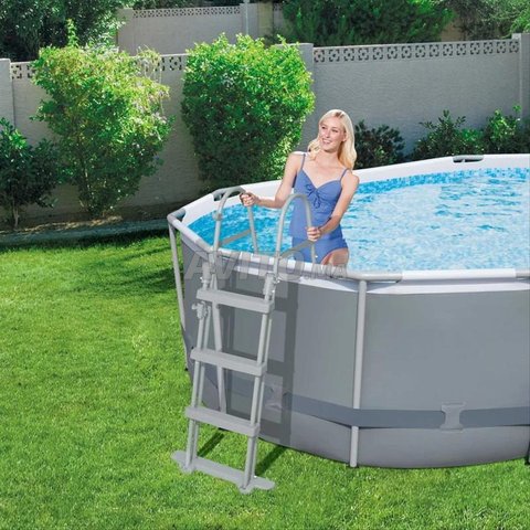piscine bestway 4.27m