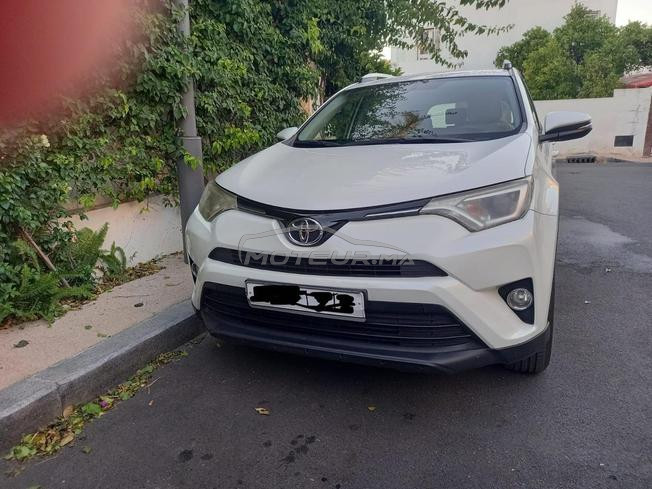 Toyota RAV-4 Diesel Manuelle 2017 à Rabat