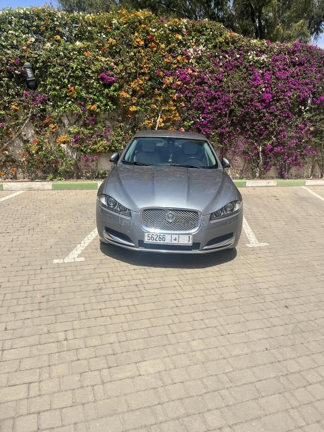 jaguar XF 