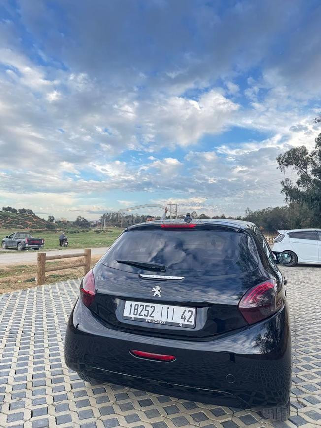 peugeot 208 like