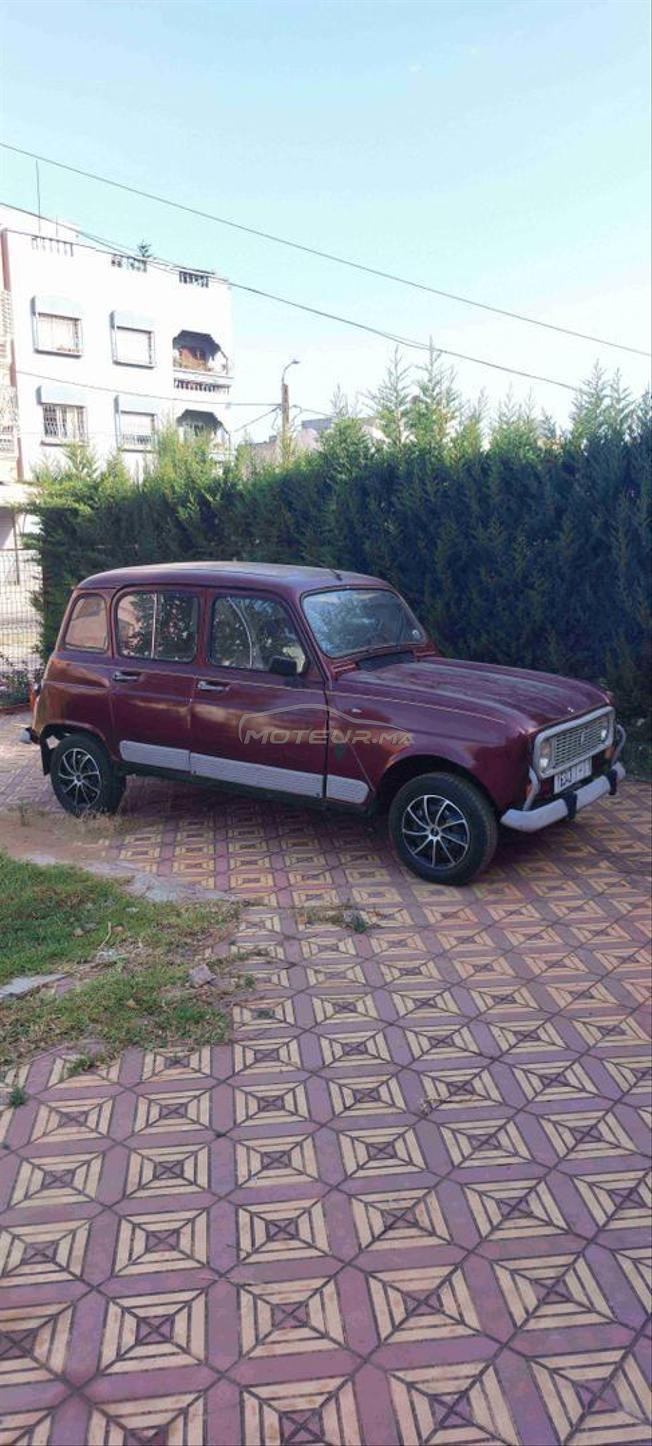 Renault r4 