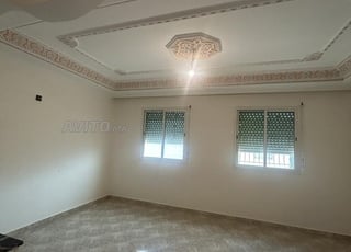 Appartement à louer 90 m² à Deroua