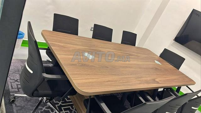 Table de réunion en bois pour salle de conférence