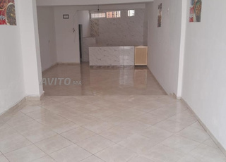 محل تجاري للبيع بموقع وممتاز بحي سيدي طلحة