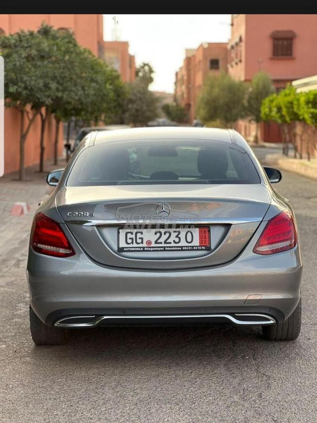 Mercedes-Benz 220 Diesel Automatique 2017