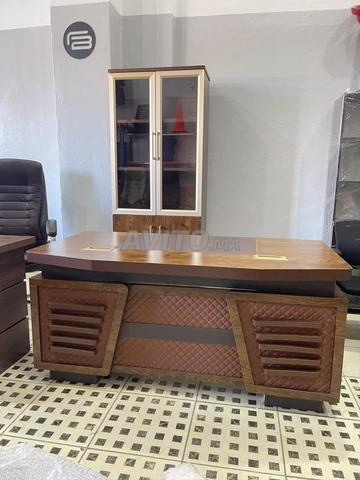 🎯 أثاث مكتبي مستورد لتجهيز أي مساحة عمل باحترافية