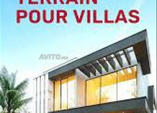 Terrain commercial en face de la rue Hassan 2