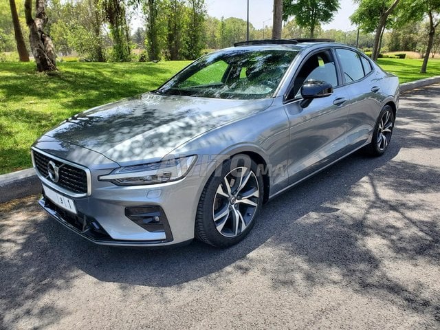 Volvo S60 Essence Automatique 2021 à Rabat