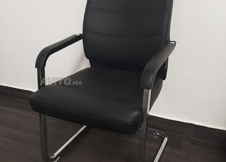 fauteuil EN SIMILI CUIR AVEC CHAISE VISITEUR