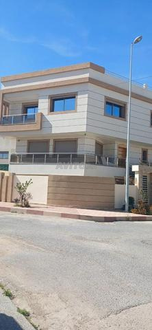 étage villa libre /alboustane