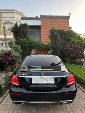 Mercedes classe E 220 1er main 