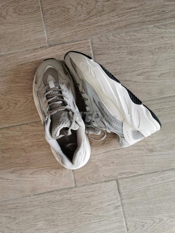 chaussure Adidas yeezy (40)