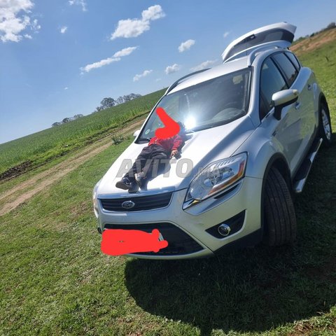 ford kuga mazala jdida darba 100 alf modèle  2012