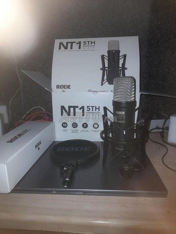 RODE NT-1 5th GEN (BLACK)