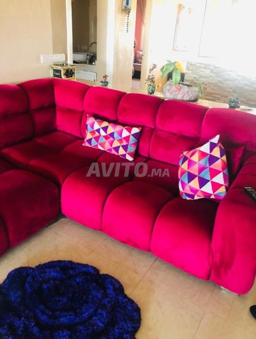 Salon en forme de L presque neuf à vendre