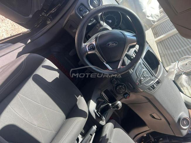 Ford Fiesta Essence Manuelle 2017 à Agadir