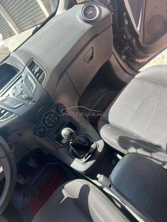 Ford Fiesta Essence Manuelle 2017 à Agadir