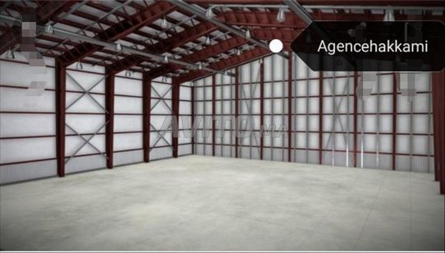 Hongar de 2500 m2 à vendre à bir rami industriel 