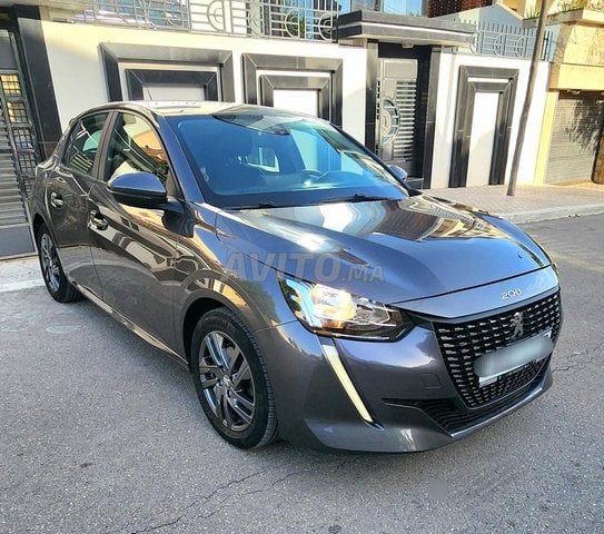 PEUGEOT 208 automatique j'accepte reprise 