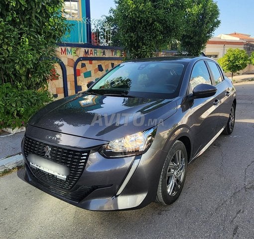 PEUGEOT 208 automatique j'accepte reprise 