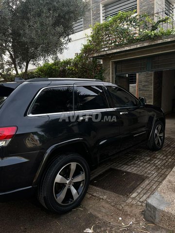 jeep grand cherokee overland à vendre 
