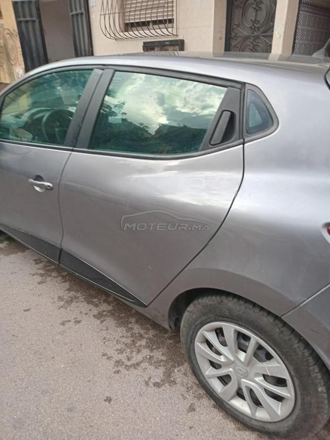 clio 4 très bon état 