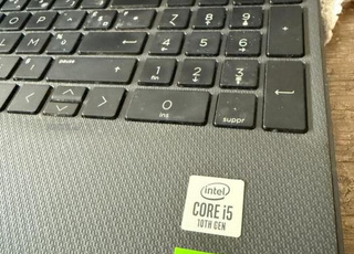 Hp pc portable 8 RAM I5 10 GENERATION