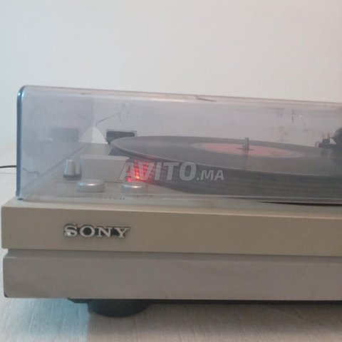Platine vinyle  SONY  Direct  Drive 