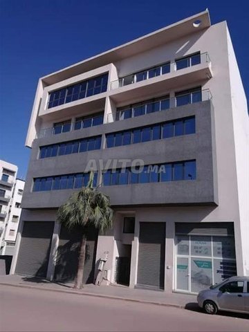 Bureau neuf à louer anassi