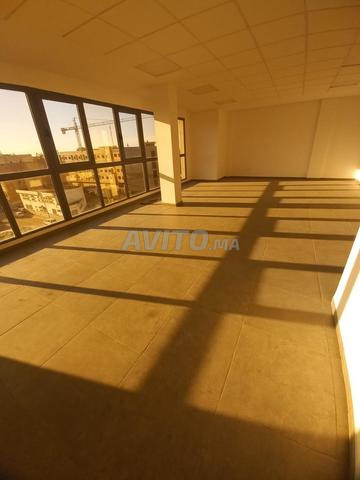 مكتب جديد للإيجار أناسي