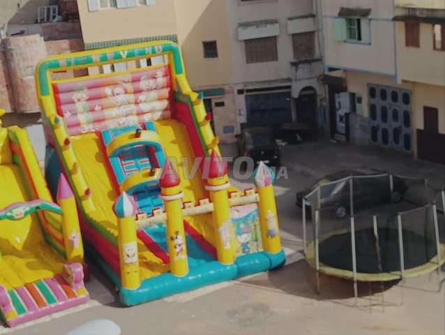  Deux châteaux gonflables pour enfants 