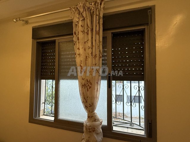 Fenêtre complète / balcon avec 2 port