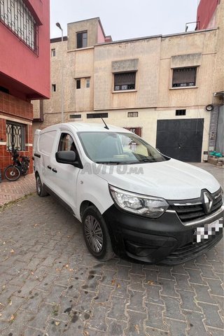 RENAULT EXPRESS COMMERCIAL VAN 