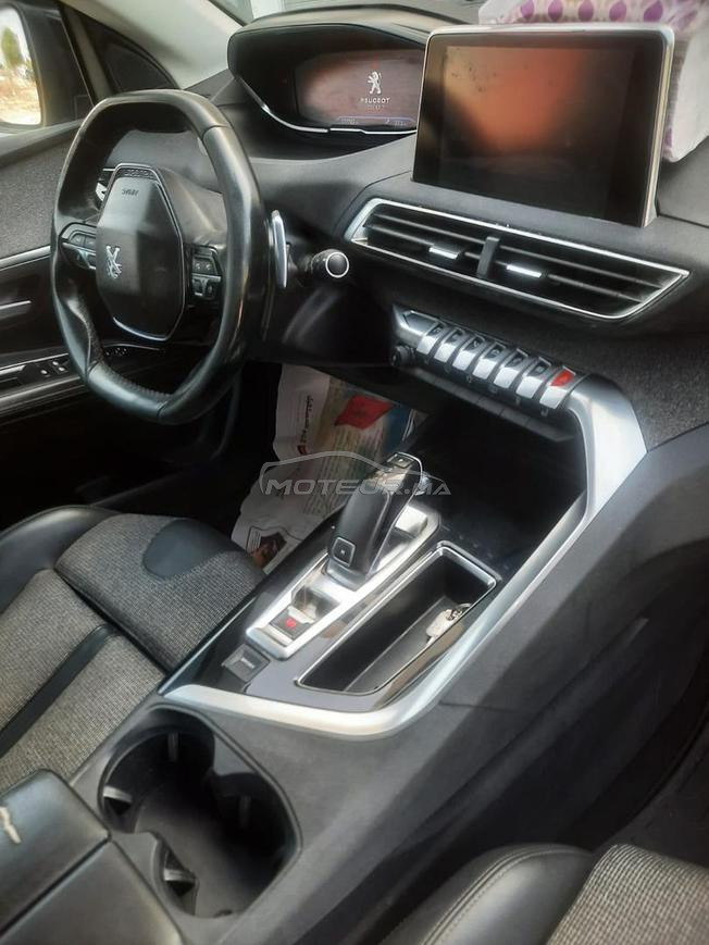 3008 peugeot