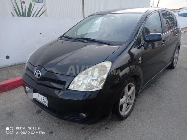 Toyota verso excellent état  - 2