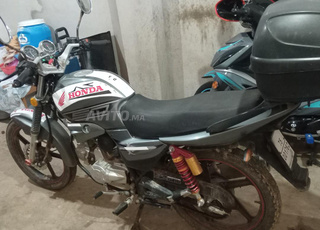 دراجة نارية من نوع بيكر مزال  في حالة ممتازة