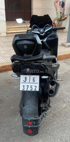 Yamaha TMAX DX 530 Modèle 2017 Dédouané État neuf