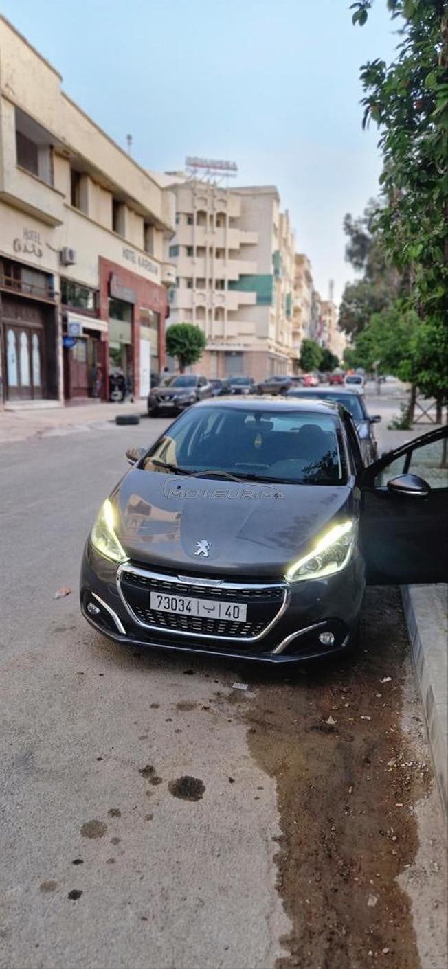 peugeot 208 modél 2019