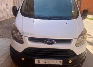 فورد للبيع كلشي خالص