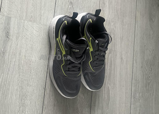 Skechers médicales légères