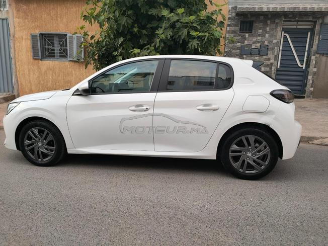 Peugeot 208 Diesel Manuelle 2021 à Rabat