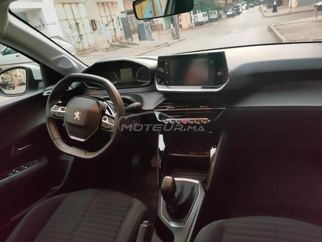 Peugeot 208 Diesel Manuelle 2021 à Rabat