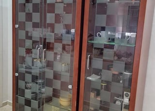 Vente vitrine salon très chic