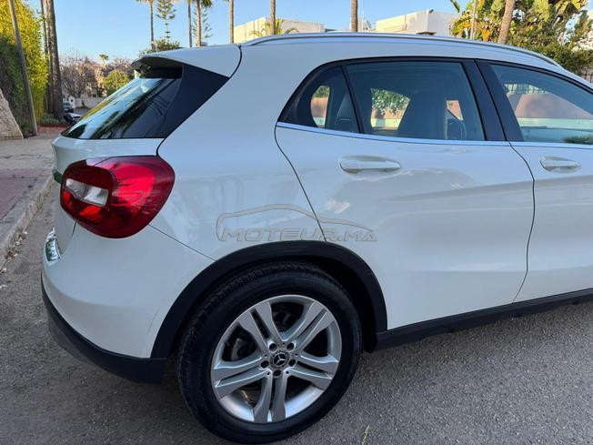 Mercedes-benz-Gla