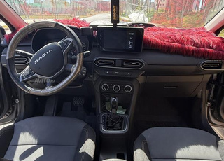 Dacia Sandero Essence Automatique 2025 à Larache