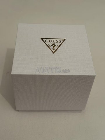 Montre Guess Neuve – Élégance et Style Intemporel