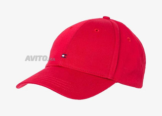  Casquette rouge Tommy Hilfiger – logo discret