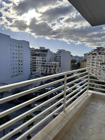 Appartement à louer 90 m² à Tanger - 2