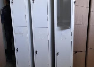 Vestiaire 2 portes à vendre