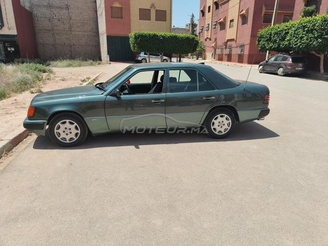 Mercedes Benz 290